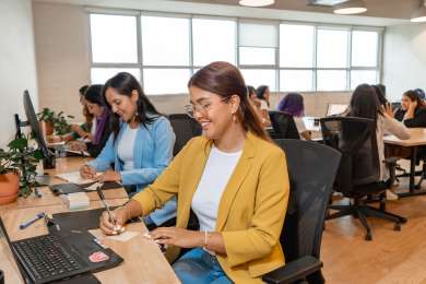 Alianza Laboratoria-Salesforce busca potenciar la carrera de mujeres en el sector tecnolgico